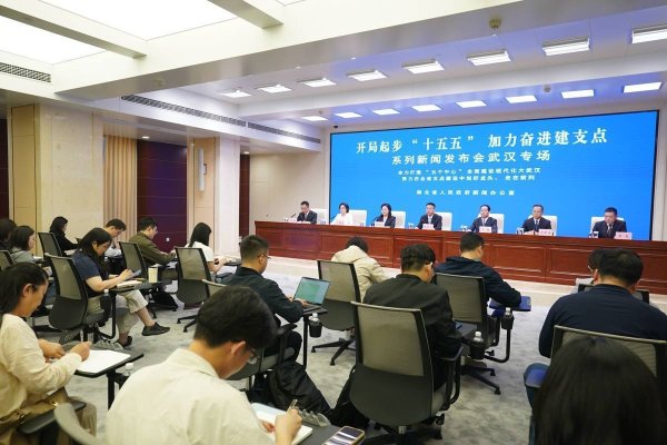 领跑中部！武汉本外币存贷款余额近10万亿元