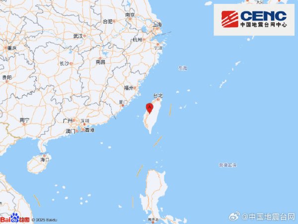 山西一载有学生车辆发生侧翻