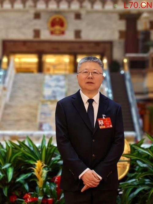 我们的期待与责任-11位代表委员合照背后的故事